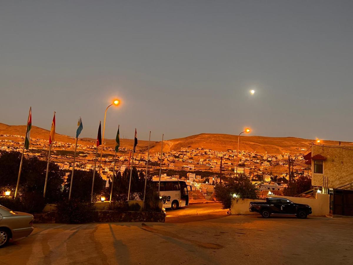 Oscar Hotel Petra 와디무사 외부 사진